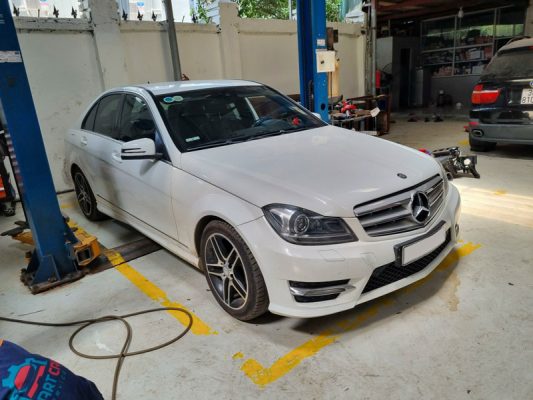 sửa chữa xe mercedes